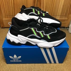 Adidas Ozweego J